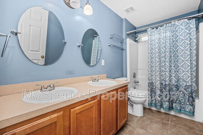 Building Photo - 3140 Border Creek Dr
