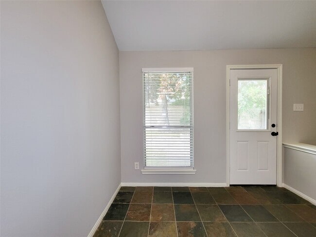 Building Photo - 18214 Arbormont Dr