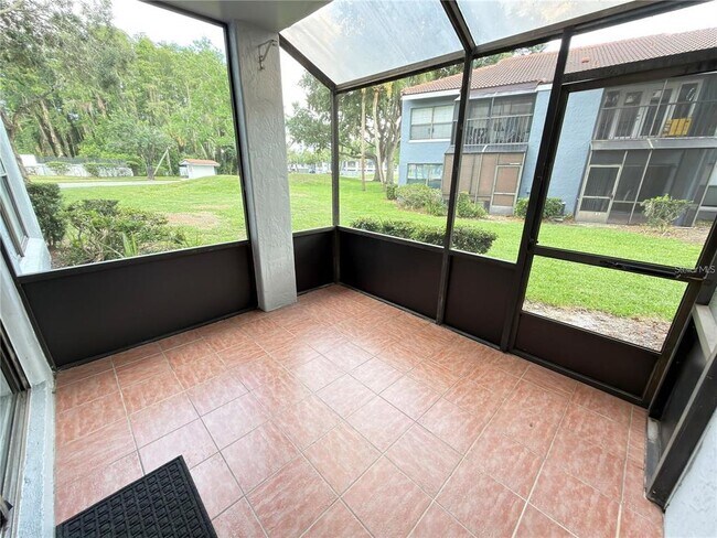 Building Photo - 4702 Sutton Terrace