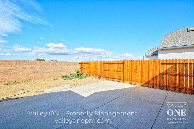 Building Photo - COMING SOON! 4 bedroom, 2 bath, pet-friendly NEWER HOME with Solar