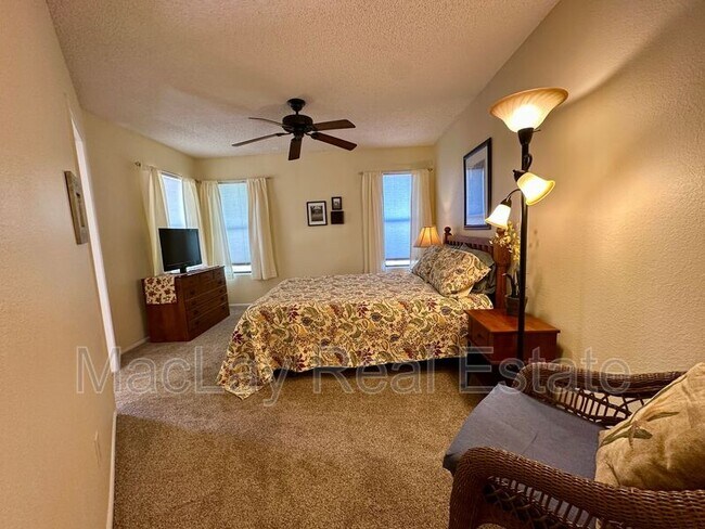 Building Photo - 5001 E Mesquite Wood Ct