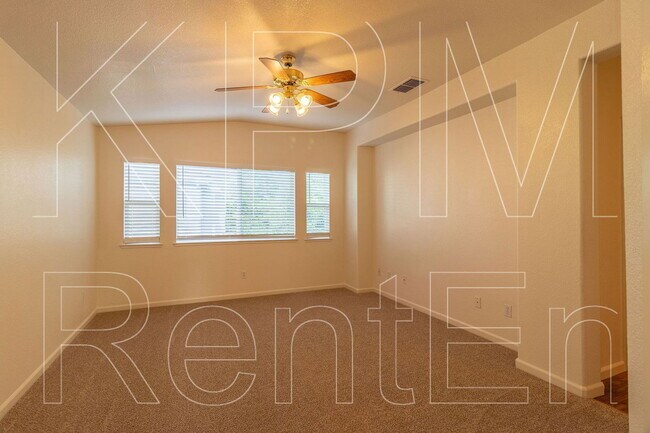 Building Photo - 3807 Spring Meadow Ln