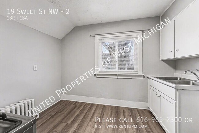 Building Photo - 19 Sweet St NW