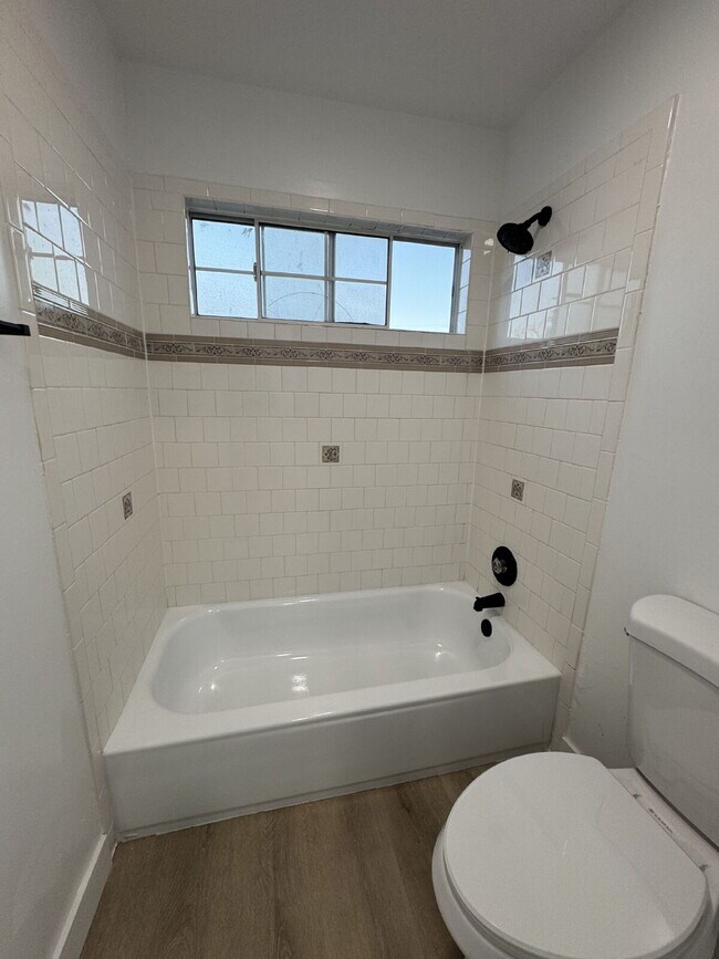 Building Photo - Beautifully Remodeled 2-Bedroom Home Near Downtown Livermore