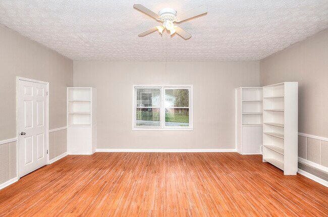Building Photo - 782 Bankshire Dr