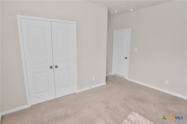 Building Photo - 15523 Birdstone Ln