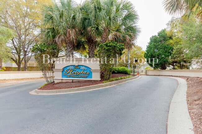 Building Photo - Furnished Home in NMB with Pool and Hot Tub