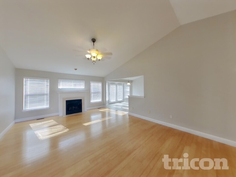 Building Photo - 108 Bear Claw Dr