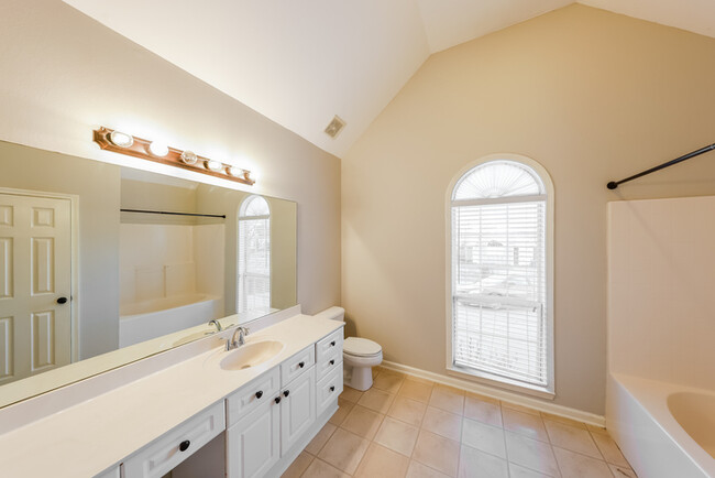 Building Photo - 349 Camden Cove Cir