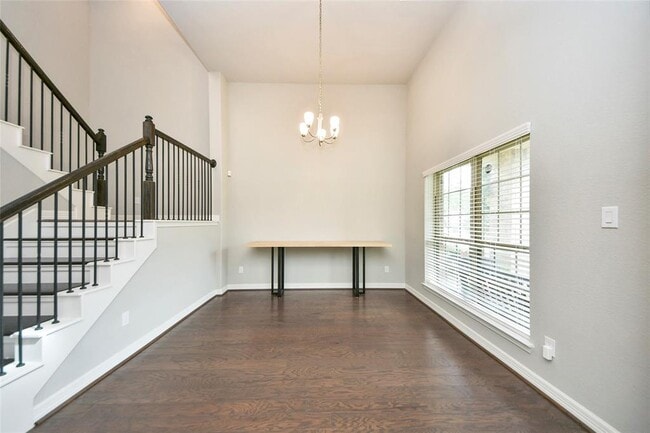 Building Photo - 120 Chestnut Run Ct