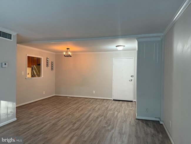 Building Photo - 10570 Main St