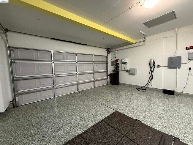 Building Photo - 7826 Kelly Canyon Pl