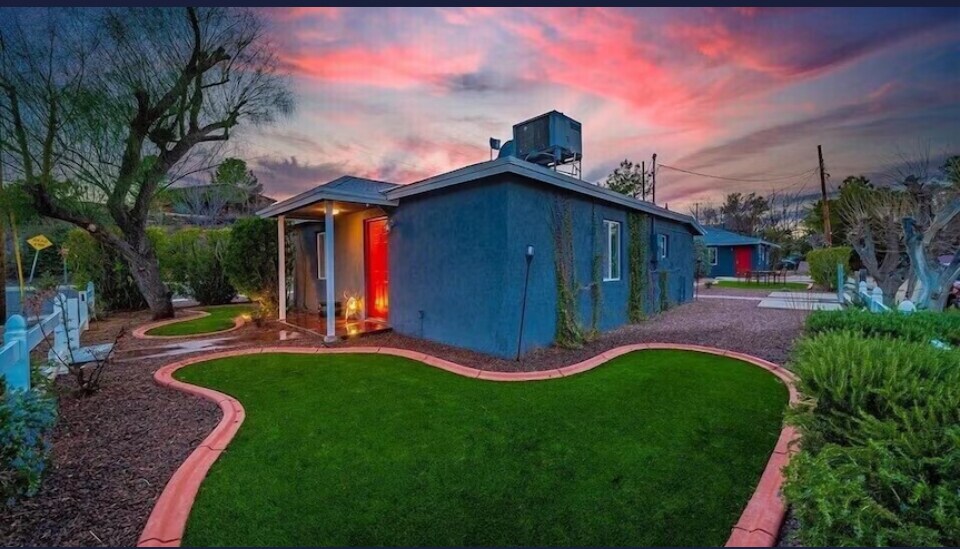Building Photo - 496 W Mohave St