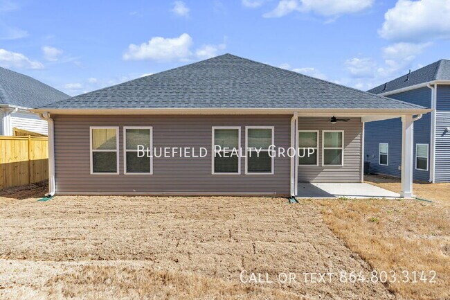 Building Photo - 442 Harben Dr