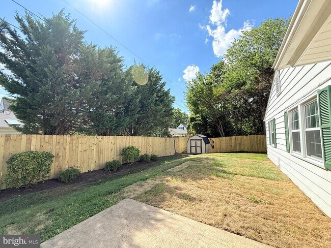 Building Photo - 13211 Pennerview Ln