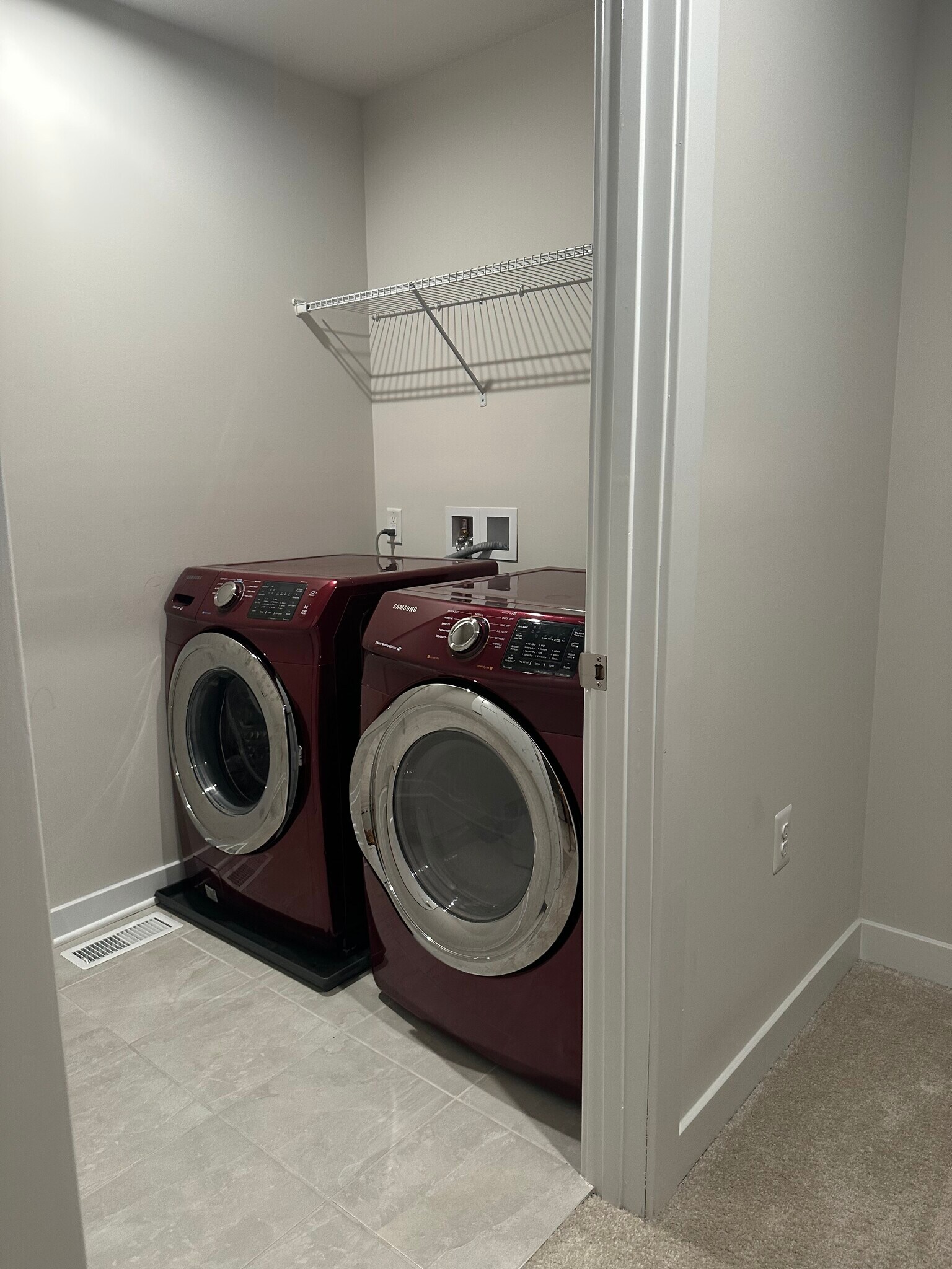 Building Photo - 7120 Iron Gall Ln