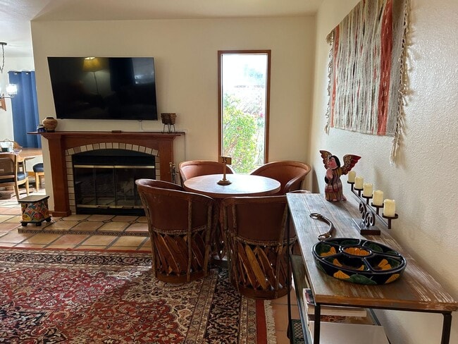 Building Photo - Short-Term Fully Furnished Rental – Available Now!
