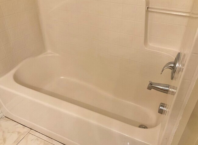 Building Photo - 3643 Wellington Pl