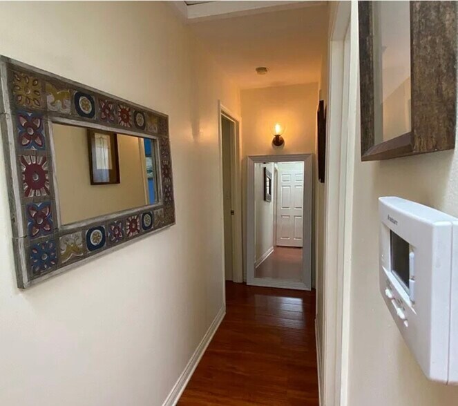 Building Photo - 1309 Zuni Ln