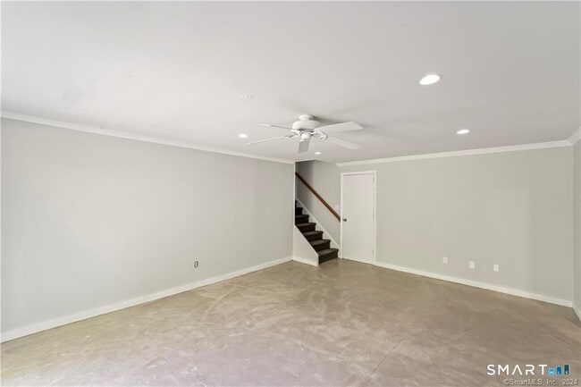 Building Photo - 791 Newfield Ave