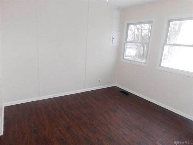 Building Photo - 906 Catherine St