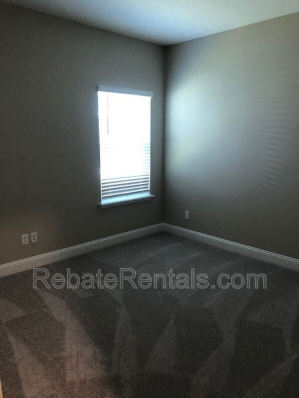 Building Photo - 308 Sweet Oak Wy