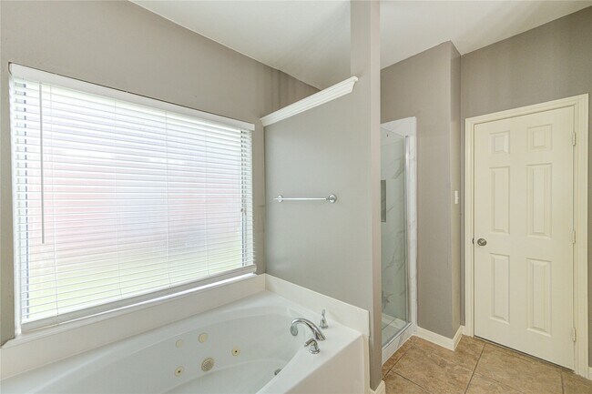 Building Photo - 22122 Shady Heath Ln