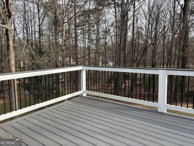 Building Photo - 3410 Camens Ct NE