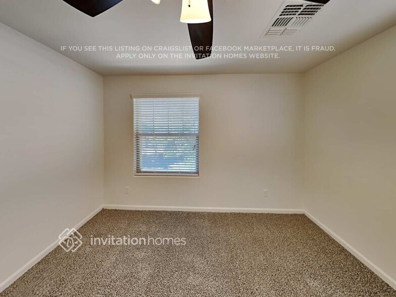 Building Photo - 1443 S Ponderosa Dr