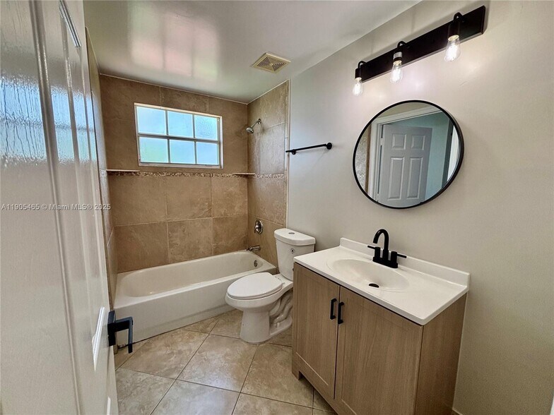 Building Photo - 741 SW 148th Ave