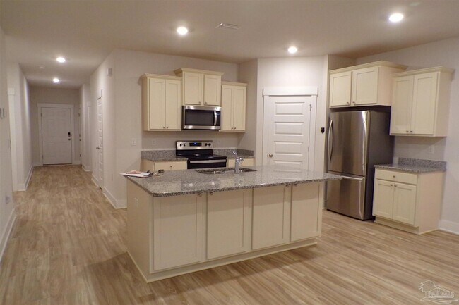 Building Photo - 4117 Heart Pine Ln