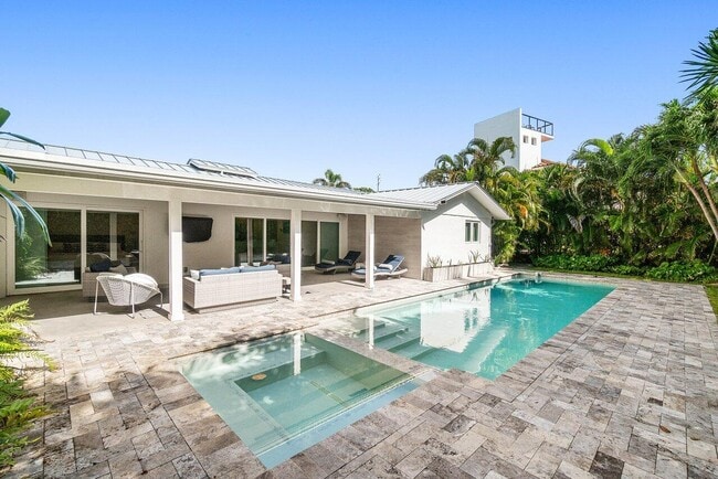 Building Photo - 5903 N Ocean Blvd