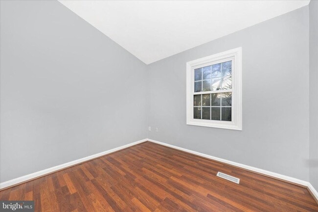 Building Photo - 6237 N Steamboat Way