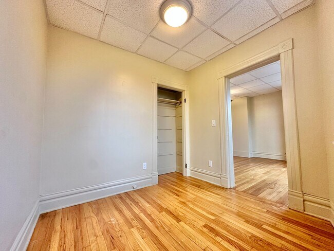 Building Photo - 12 1st Ave
