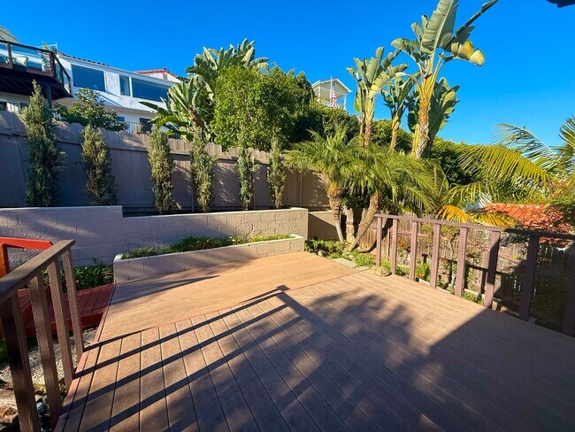 Building Photo - Welcome to Your Stunning Point Loma Home with Panoramic Ocean, Harbor, and Downtown Views!