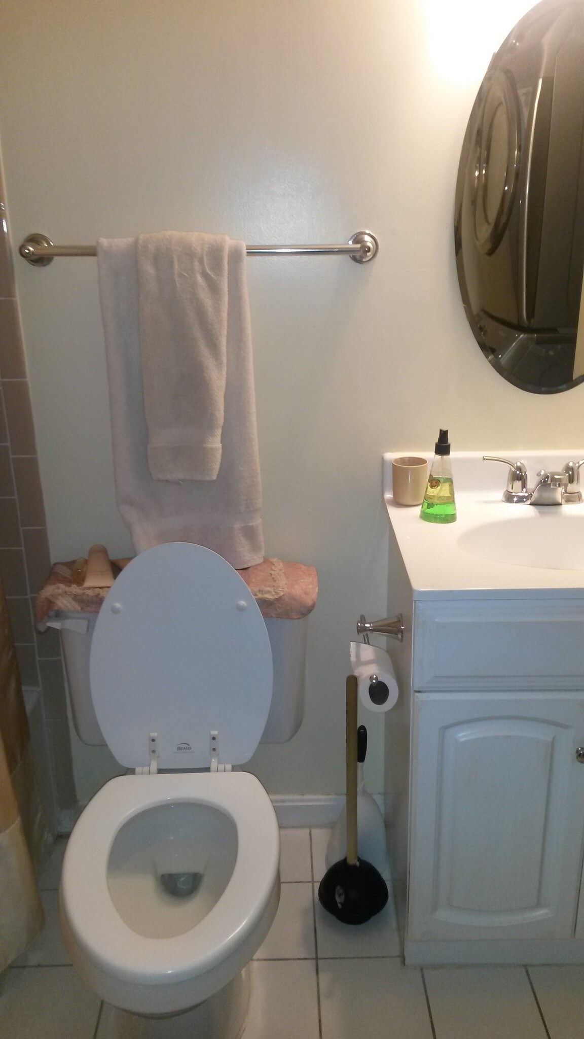 middle bathroom - 12702 Veirs Mill Rd