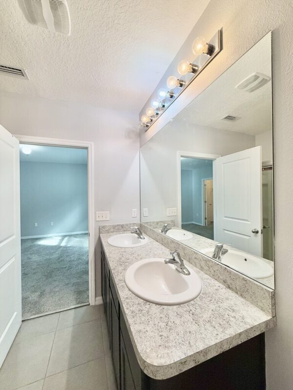 Building Photo - 9826 Hound Chase Dr