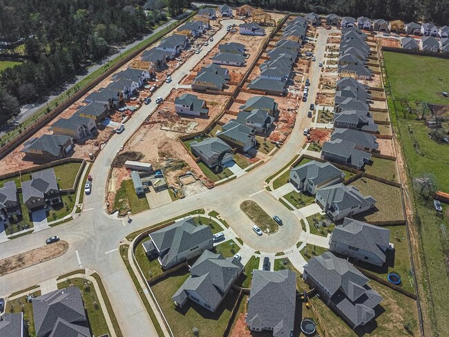 Building Photo - 2016 Woodland Park Ct