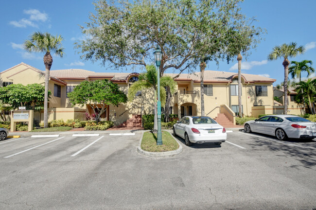Building Photo - 7455 Glendevon Ln