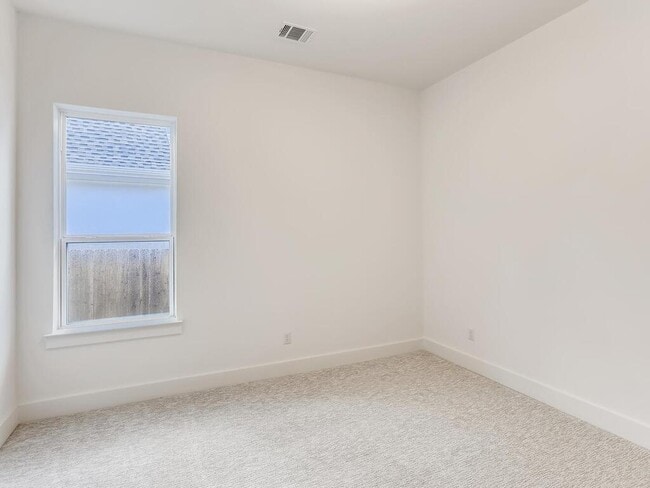 Building Photo - 12016 Mesa Verde Dr