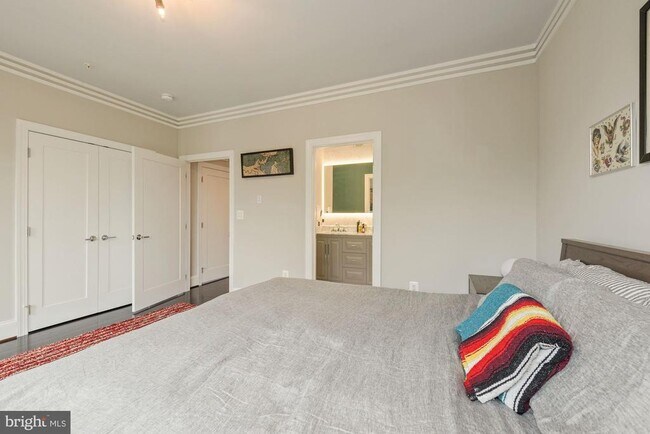 Building Photo - 4527 Georgia Ave NW