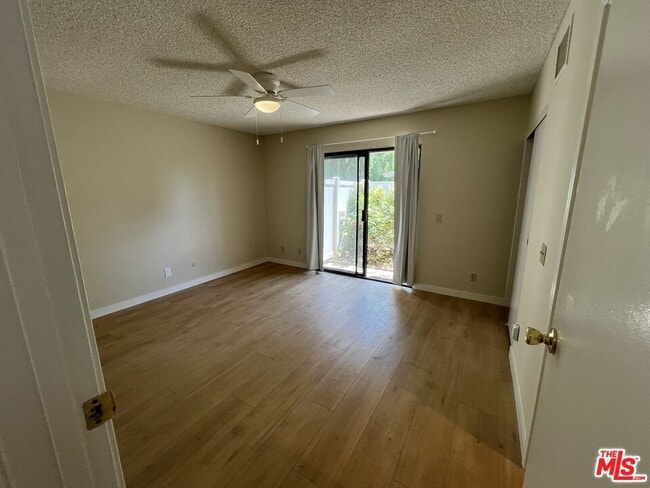 Building Photo - 28549 Conejo View Dr