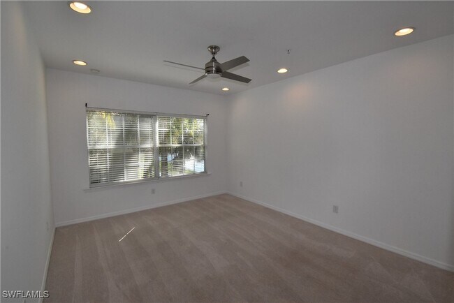 Building Photo - 23420 Alamanda Dr