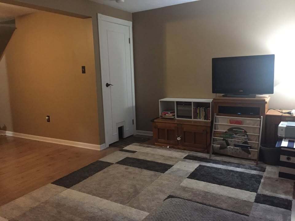 Building Photo - 6206 Patrick Henry Dr