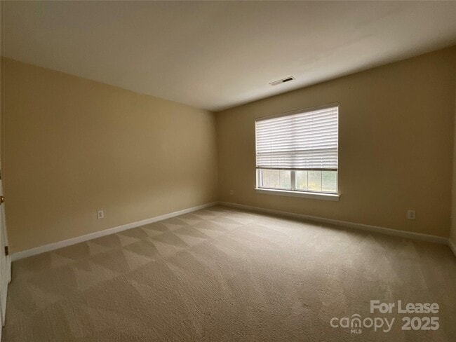 Building Photo - 10411 Rougemont Ln