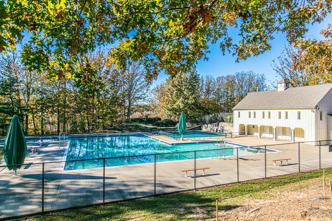Building Photo - 5924 Cove Landing Rd