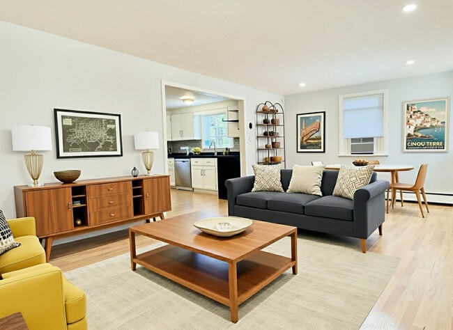 Building Photo - 29 Sandy Brook Rd