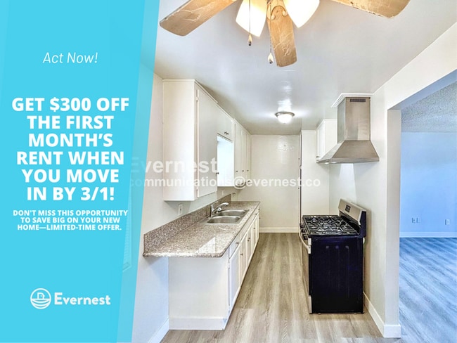 Building Photo - 1434 Plaza del Amo