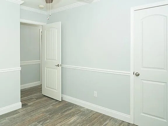 Building Photo - 1105 Rhonda Dr