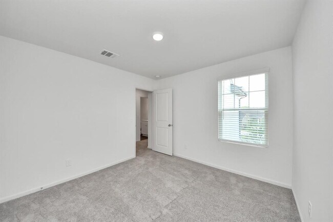 Building Photo - 10304 Florance Spring Dr